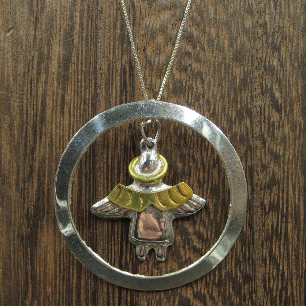 20" Sterling Silver Odd Angel In A Circle Necklace
